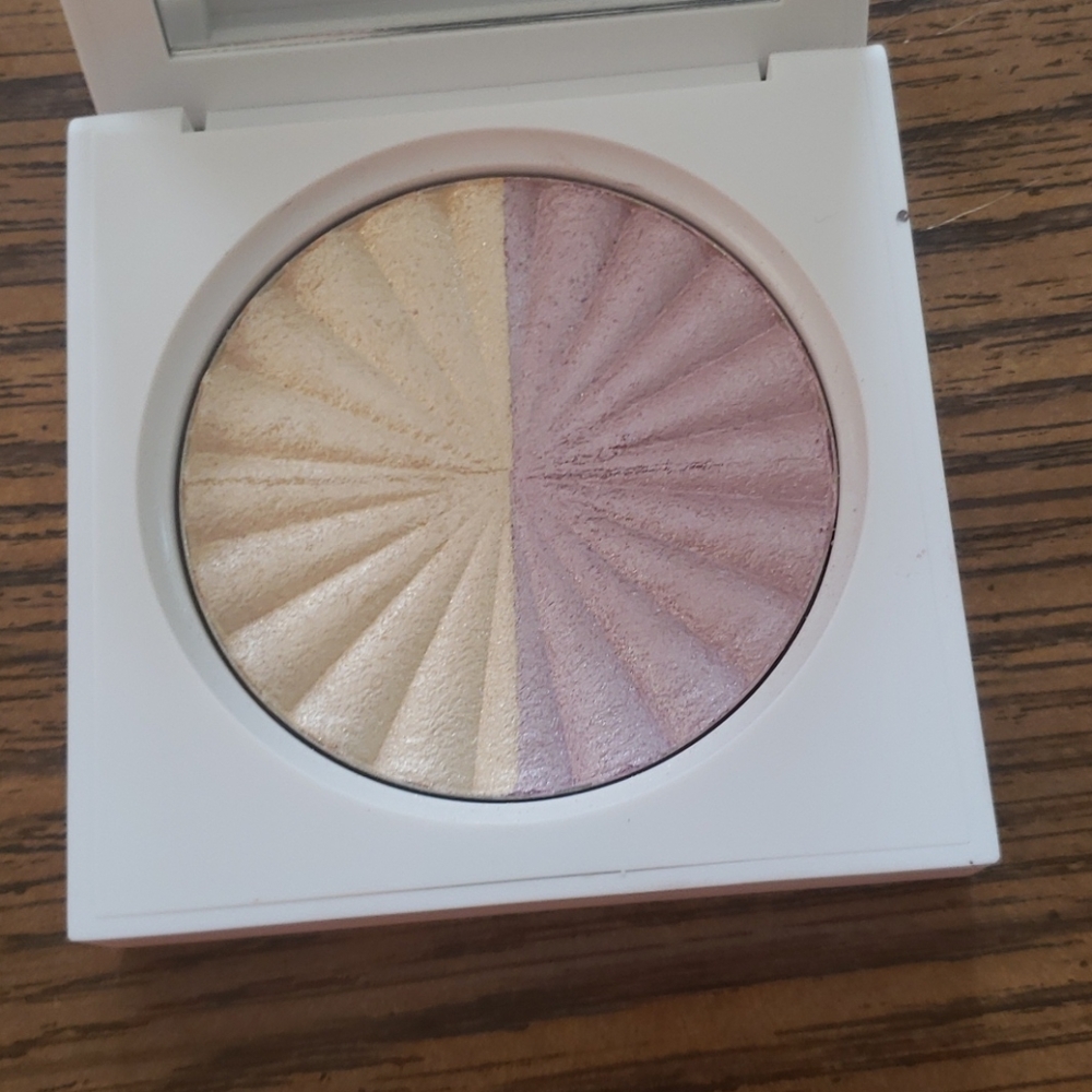 Ofra highlighter